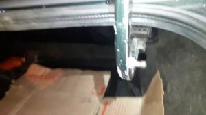 Установка газового торсиона на багажник опель омега а.