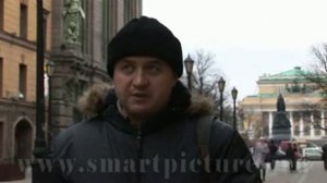 накуреный мужик несет бред