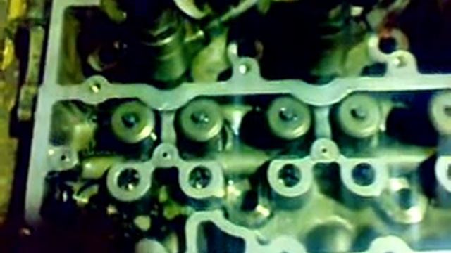 Ford Fiesta 1.4 TDCI an 2006 - Prezentarea chiulasei dupa reconditionare смотреть онлайн