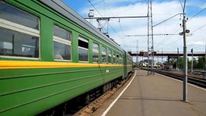 ЭР2-1239 и приветливый машинист)))