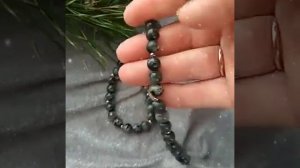 Бусы натуральный камень Ларвикит, разновидность Лабрадораита.