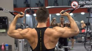 Почему после физической нагрузки болят мышцы?