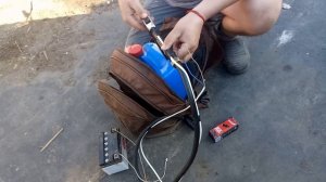 Электрический опрыскиватель на аккумуляторе.Своими руками.