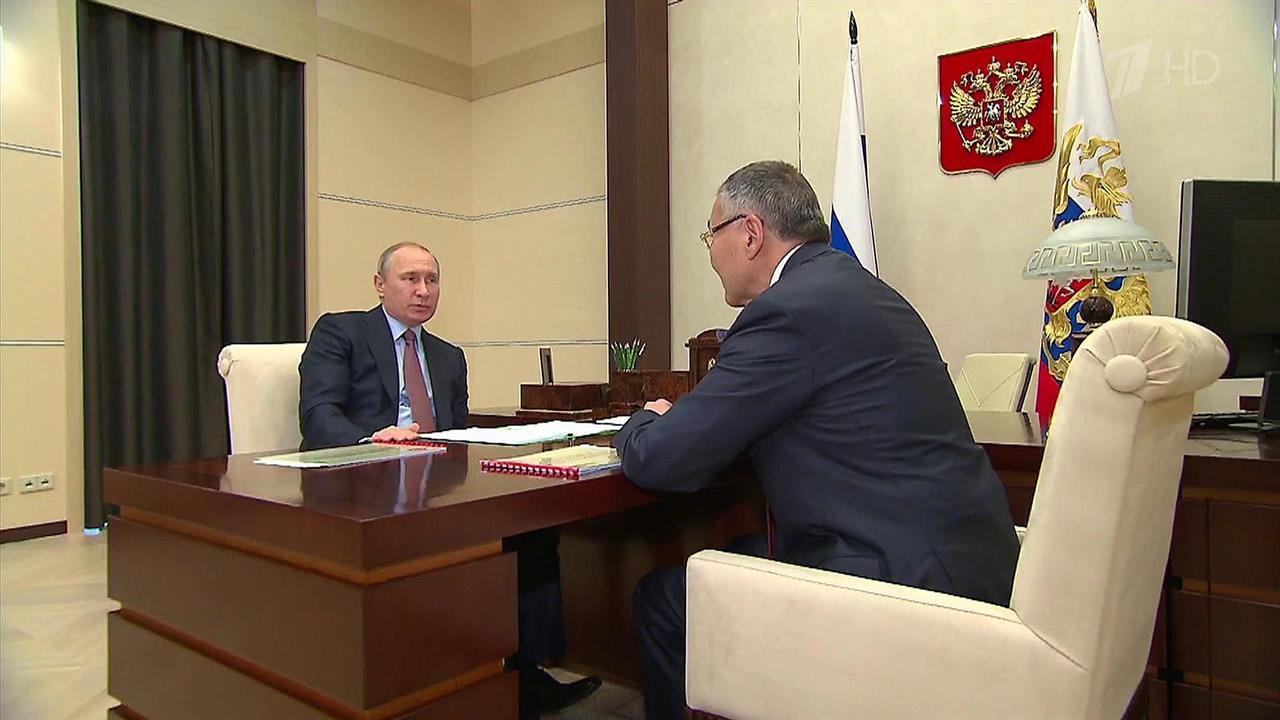 Состоялась рабочая встреча Владимира Путина с главой Калмыкии Алексеем Орловым