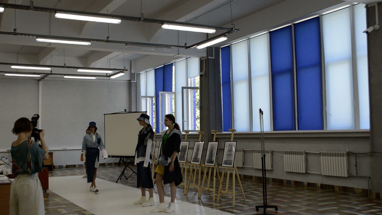 Показ 1
