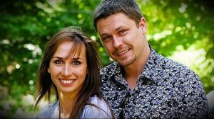 Как выглядит жена Дениса Рожкова и чем она занимается