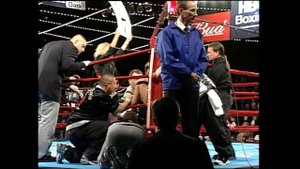 MANUEL MEDINA vs. JOHNNY TAPIA | FULL FIGHT | BOXING WORLD WEEKLY