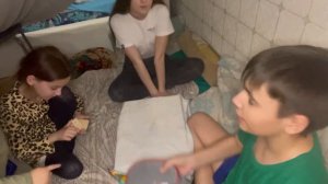 Домик из покрывала