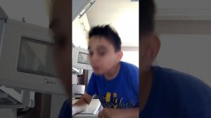 как пьют воду разные люди