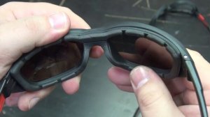 Обзор защитных очков Milwaukee