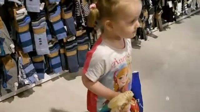 ❤Карусель, кукла и гольфы "Холодное сердце". смотреть онлайн