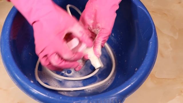 За 1 минуту УБРАТЬ ПЛЕСЕНЬ, ГРИБОК в ванной. ОЧИСТИТЬ ШВЫ МЕЖДУ ПЛИТКОЙ, Пластик, Стены, Потолок. смотреть онлайн