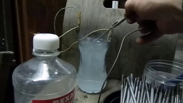 спицы мотоцикла покрываем цинком,методом гальванирования. смотреть онлайн