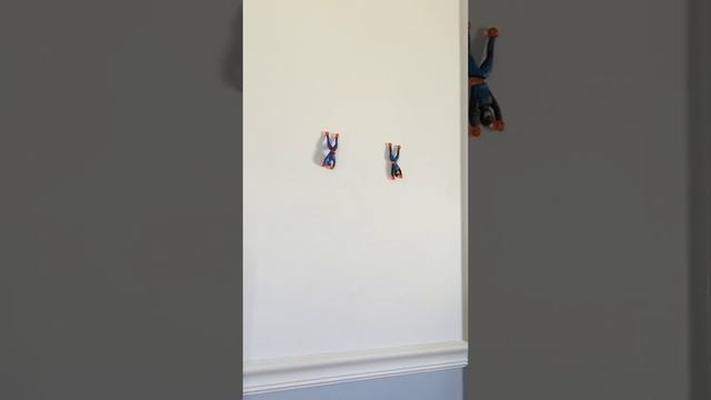 Wall thingamajig races