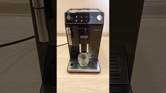 Кофемашина Delonghi Autentica