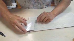 клеим акрил и пластик на деталь покрытую пленкой ПВХ