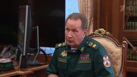О том, как Росгвардия участвует в военной спецоперации, Владимиру Путину доложил Виктор Золотов
