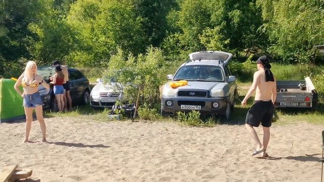 Семейный поход на Горьковское море. Празнуем Юбилей. Первые навыки катания на SUP доске. смотреть онлайн