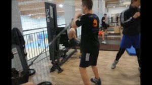 Круговая тренировка боксёров  в тренажёрном зале 20 01 2020 г Закопане