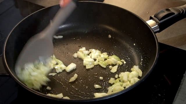 Обалденный рецепт РЫБЫ в соусе из сладкого перца. Теперь готовлю ТОЛЬКО ТАК. Забудьте про маринад! смотреть онлайн