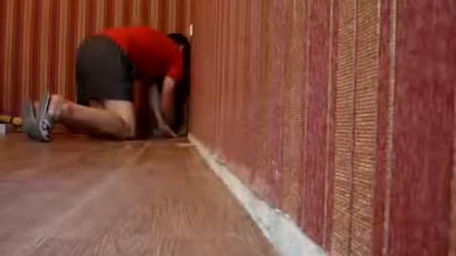 Последний ряд ламината на пару сантиметров смотреть онлайн