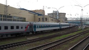 ЧС8-063 с поездом №259 Анапа — Санкт-Петербург