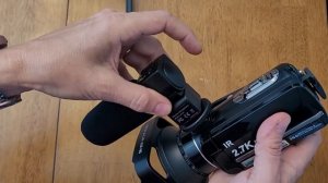 Video Camera 2.7K Ultra HD Vlogging Camera YouTube IR Night Vision LCD Touch Screen 16X Digital Zoo