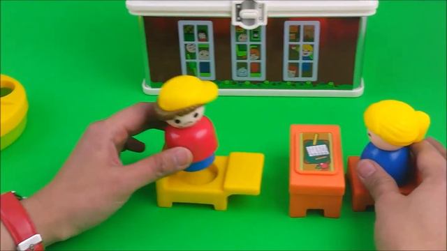 NEW! LITTLE PEOPLE PLAY & GO SCHOOL PLAY SET! FUN! FISHER PRICE LITTLE PEOPLE смотреть онлайн
