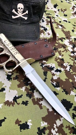 Легенда траншейных боев - окопный нож США
