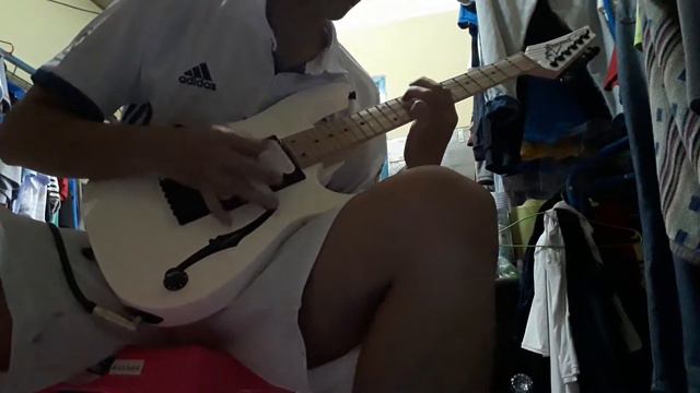 Ibanez PGMM31-WH mikro Paul Gilbert Signature Test смотреть онлайн