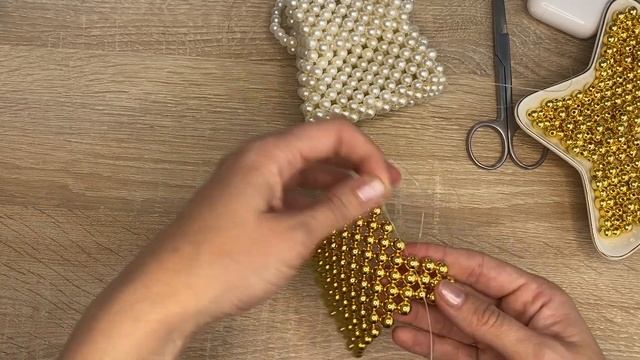 СУМКА ИЗ БУСИН СВОИМИ РУКАМИ. ПОШАГОВАЯ ИНСТРУКЦИЯ. САМЫЙ ПРОСТОЙ СПОСОБ смотреть онлайн