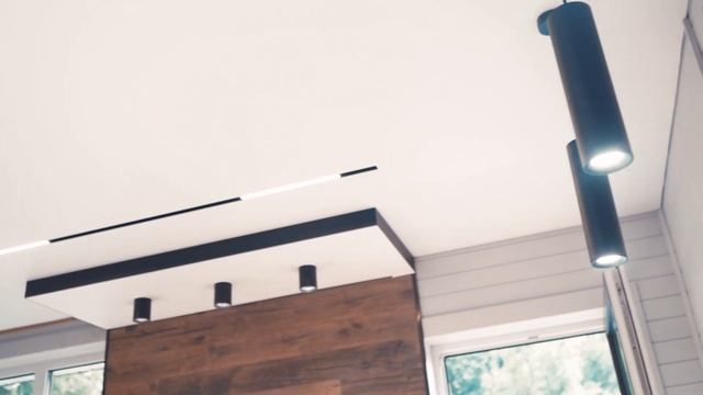 КРУТЫЕ ПОТОЛОЧНЫЕ СВЕТИЛЬНИКИ В НАТЯЖНОЙ ПОТОЛОК | Дизайн проект Карниз в натяжной потолок | смотреть онлайн