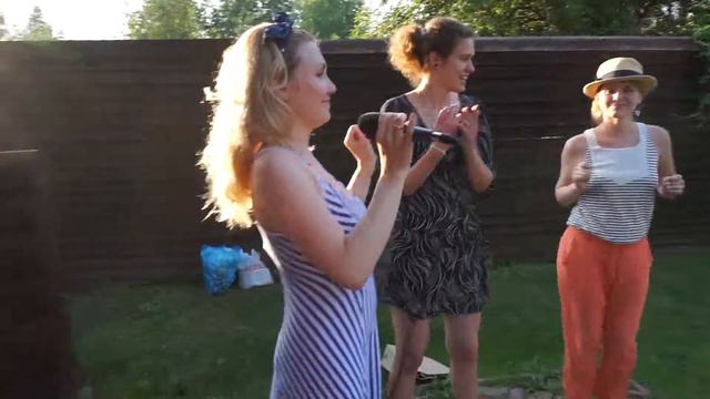 Поет Лена Бурди, а не Максимова, июль 2015 г. смотреть онлайн