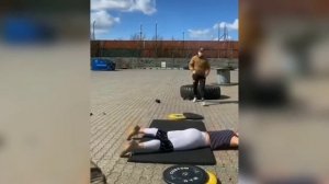 Девушки в спорте смешные моменты.mp4