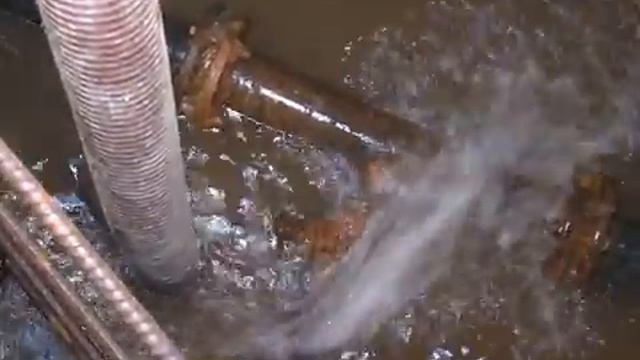 Незаконным потребителям воды грозит уголовная ответственность смотреть онлайн