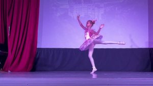 Вариация Куклы из балета "Коппелия". Вероника Маякова 10л.