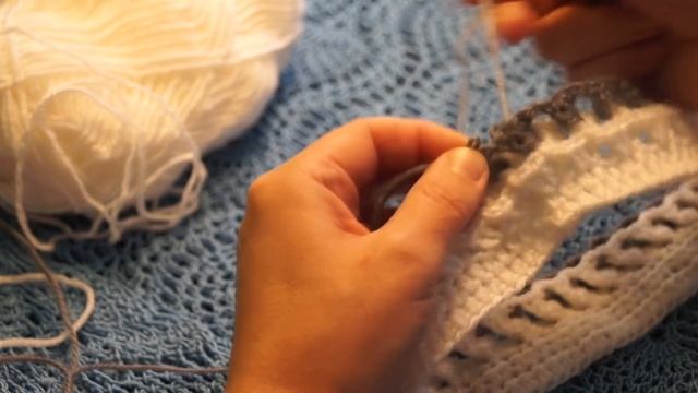 Шапочка 3D в 2 цвета ,crochet hat ( Шапка № 98) смотреть онлайн