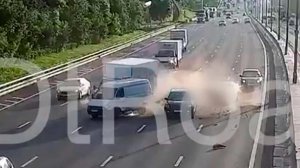Массовая авария произошла на МКАД