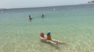 Пляж Ламер Дубай. Самый лучший пляж ОАЭ. Можно ли купаться в ОАЭ? Цена на шезлонги и зонтики.