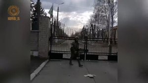 Айшат Кадырова посвятила воинам из ЧР песню, которую сама и исполнила.