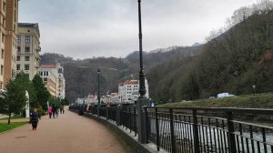 Роза Хутор в долине р. Мзымта поздней осенью