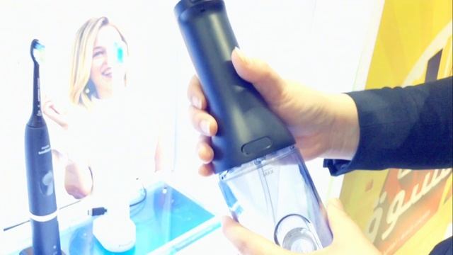 Philips Power Flosser HX3806/33 | Features and Benefits смотреть онлайн