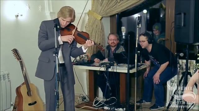 Профессиональный скрипач виртуоз на праздник в Москве - заказать скрипача на 8 марта Степан