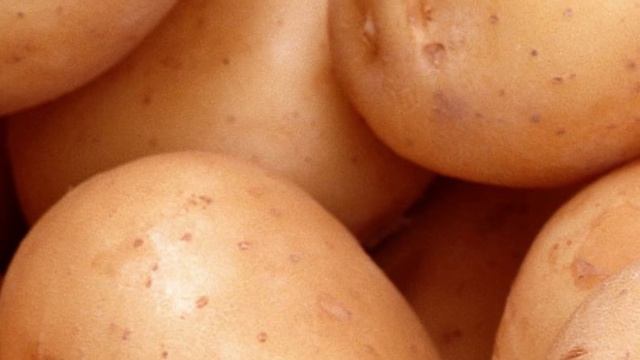 Вот зачем смышлёные хозяйки сунут обычную Картошку в обувь... Я и не знала этого смотреть онлайн