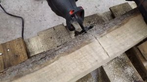 Купили сабельную пилу)