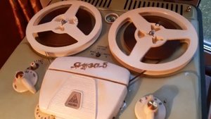 Магнитофон Яуза-5, ранний выпуск.