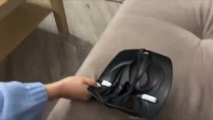 УЛЕЙ играет в угадай кто ты! (Не знаю правильное название этой игры)