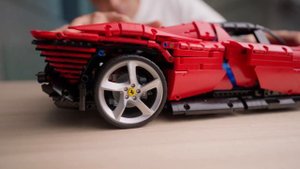 LEGO Ferrari Daytona SP3
