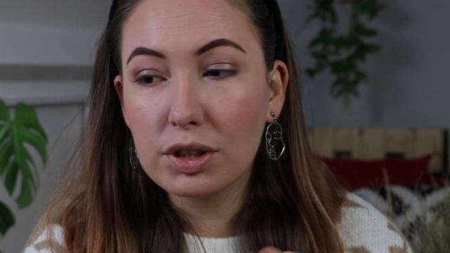 DIVAGE MAKE UP TESTEN ?NIEUW BUDGET MERK IN NL | Irina Touw смотреть онлайн