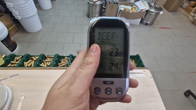 Термометр цифровой с сигналом, 2-мя щупами и Wi-Fi модулем - краткий обзор от Вбочонке.ру смотреть онлайн